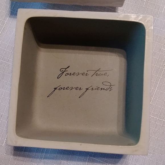 Willow Tree Friendship 2003 Trinket Box - Picture 6 of 7